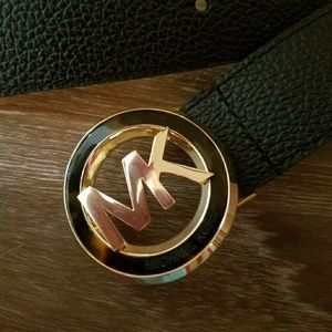 Authentic Michael kors leather poly stretch belt